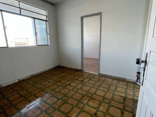#423 - Apartamento para Locação em Visconde do Rio Branco - MG