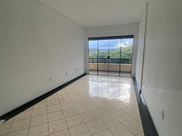 #565 - Apartamento para Locação em Visconde do Rio Branco - MG
