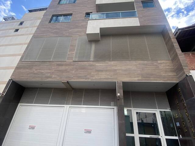 #581 - Apartamento para Locação em Visconde do Rio Branco - MG - 1
