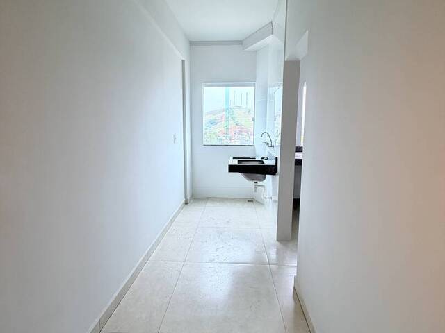 Apartamento para Locação em Visconde do Rio Branco - 4
