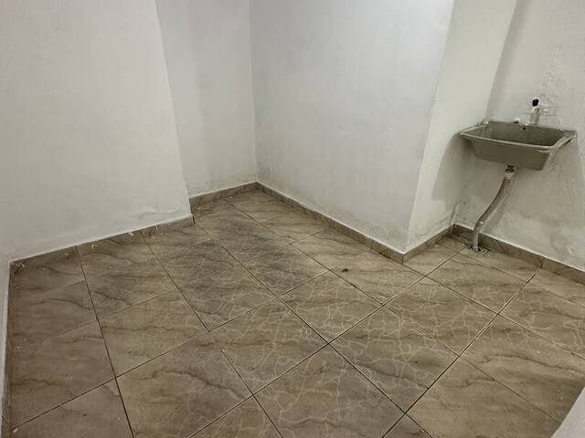 Ponto Comercial para Locação em Visconde do Rio Branco - 4