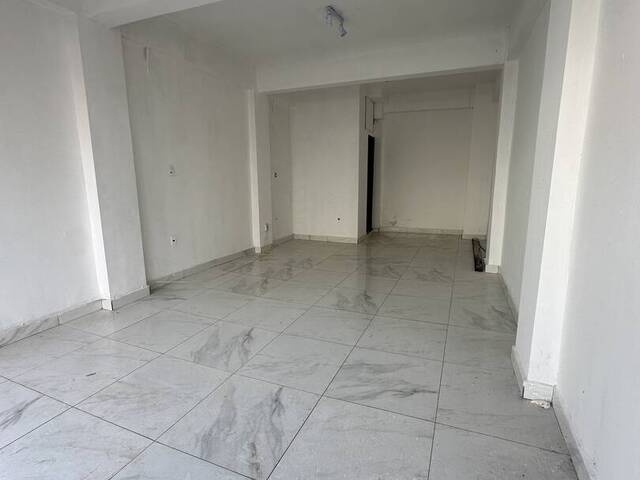 Ponto Comercial para Locação em Visconde do Rio Branco - 3