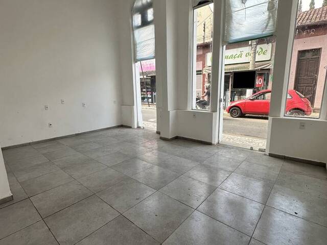 Ponto Comercial para Locação em Visconde do Rio Branco - 4