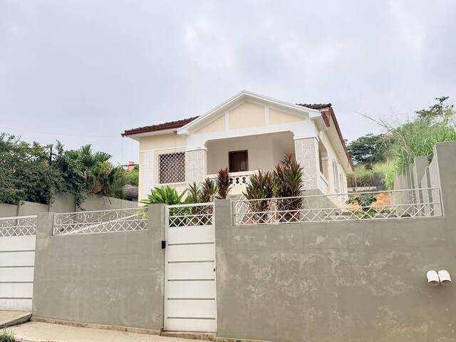 Casa para Locação em Visconde do Rio Branco - 2
